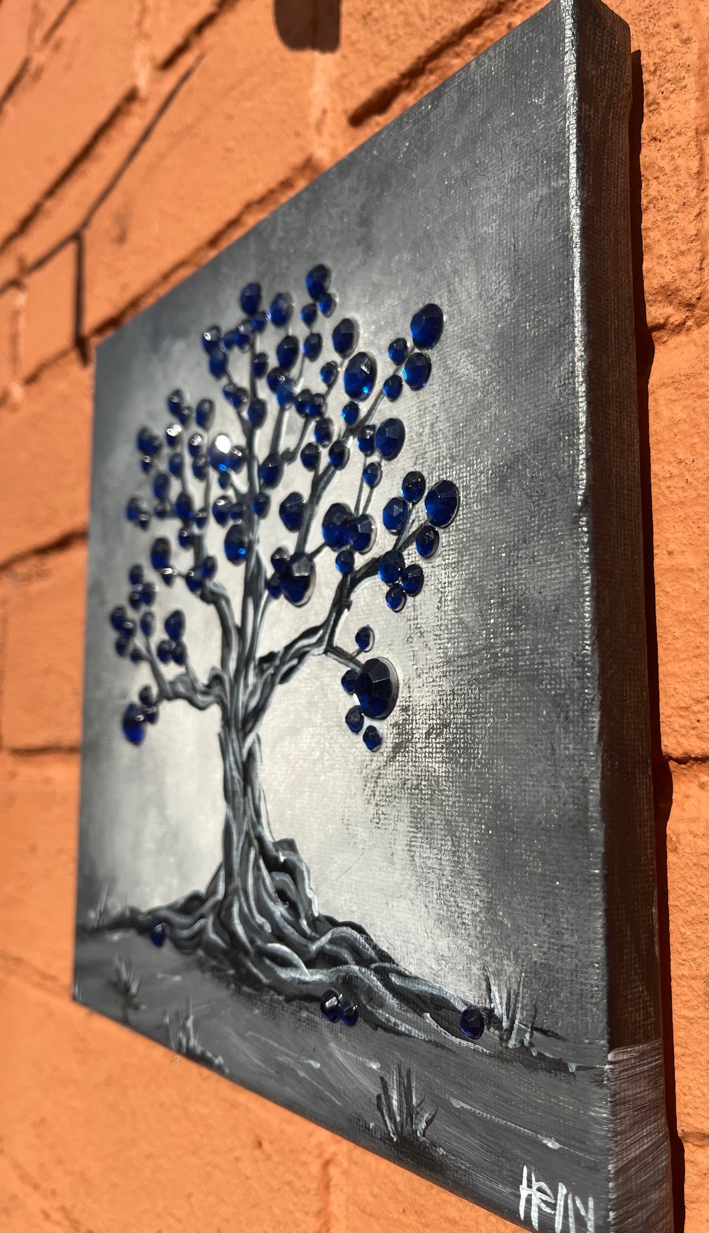 Blingy Blue Vine Tree